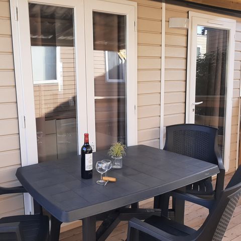 MOBILHOME 4 personnes - LODGE CONFORT (dimanche/dimanche)