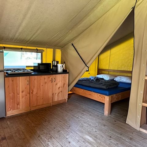 Tente en toile et en bois 5 personnes - Lodge | 2 Ch. | 5 Pers. | Sans SDB