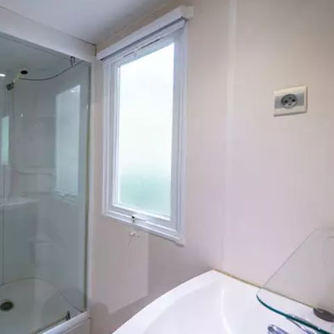 Mobilheim 6 Personen - Comfort XL | 3 Zi. | 6 Pers. | Erhöhte Terrasse