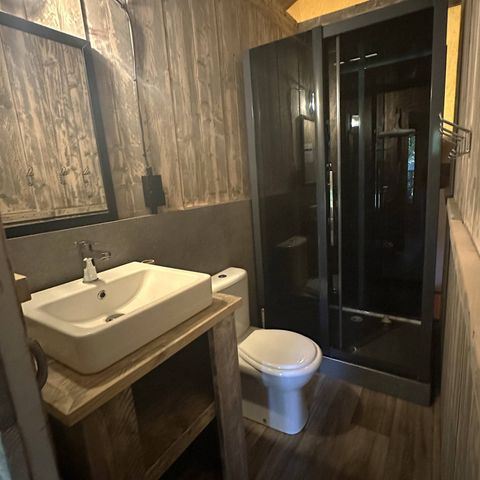 LODGE 5 Personen - Lodge-Zelt | 2 Schlafz. | 4/5 Pers. | Einfache Terrasse | 1 Bad | Klimaanlage