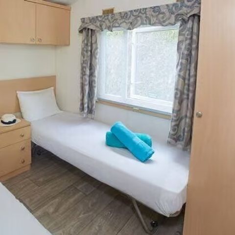 Mobilheim 8 Personen - Classic | 3 Schlafz. | 6/8 Pers. | Erhöhte Terrasse | 2 Bäder