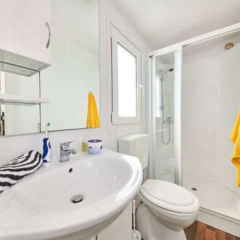 MOBILHOME 4 personnes - Mobil-home | Comfort | 2 Ch. | 4 Pers. | Terrasse surélevée | Clim.