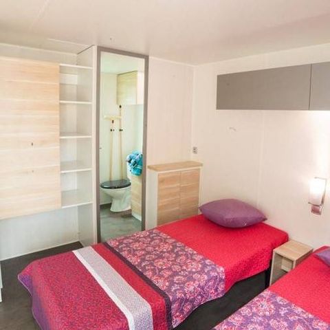 Mobilheim 4 Personen - DER KLIMATISIERTE INNENHOF