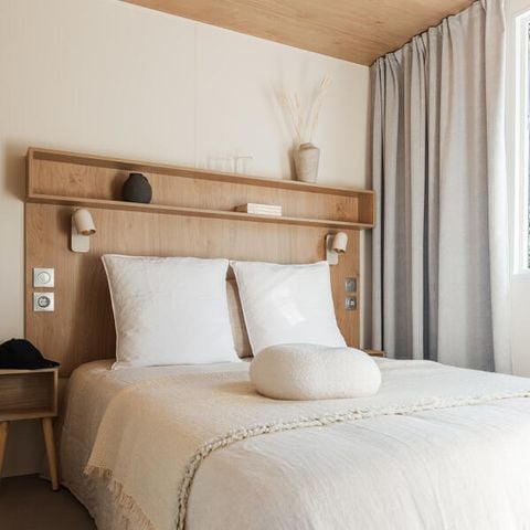 Stacaravan 9 personen - PREMIUM TRIBU SELENIA SUITE - 8/9 Pers - Bedlinnenpakket inbegrepen