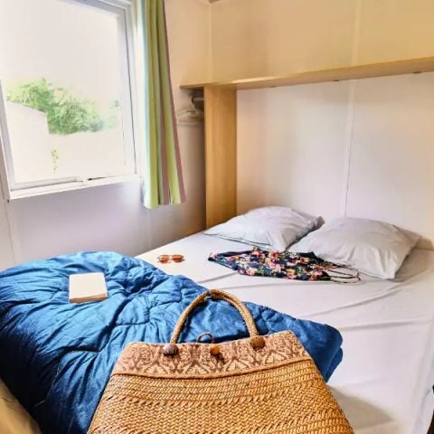 CANVAS AND WOOD TENT 4 people - Bungalow Toilé 3 Pièces 4 adultes (+ 1 enfant -9 ans) Sans Sanitaire