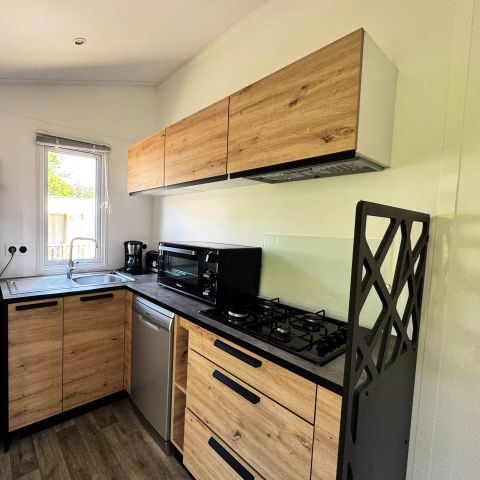 Stacaravan 4 personen - Authentiek 3 Kamers 4 Personen Airconditioning + TV