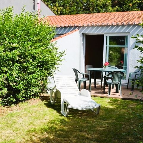 Studio 4 personen - TV - PLANCHA