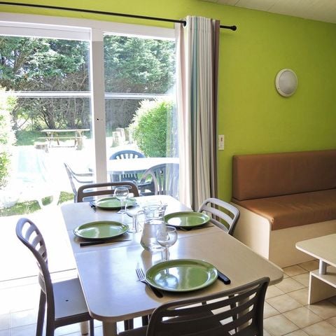 STUDIO 4 personnes - TV - PLANCHA