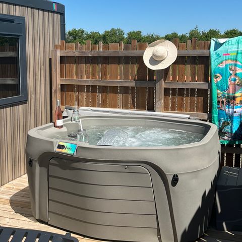 MOBILHOME 6 personas - JACUZZI PREMIUM TRIO