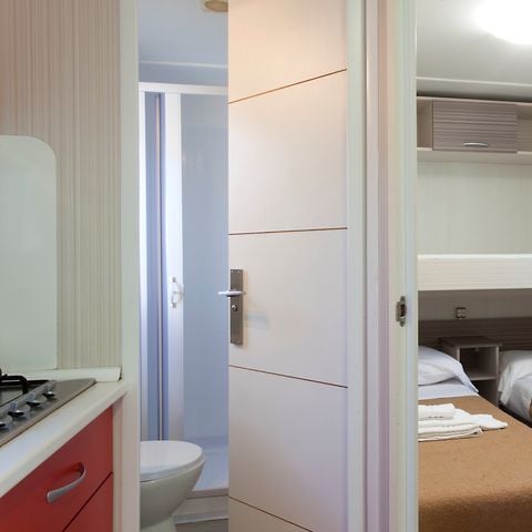 Mobilheim 4 Personen - SENZA VISTA LAGO 24mq terrazzo/veranda chiuso