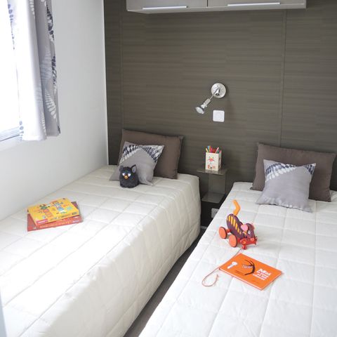 Mobilhome 6 personas - CASA RURAL - 3 habitaciones - TV