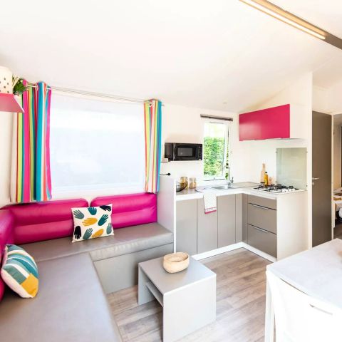 MOBILHOME 6 personnes - 4 pièces 6 Personnes + TV