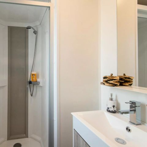 Stacaravan 6 personen - 4 kamers 6 personen + TV