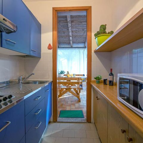 Chalet 4 personnes - PEONIA (équipement bébé inclus)