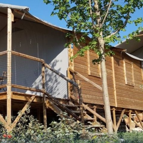 Unusual 5 persons - CANVAS LODGE ON STILTS