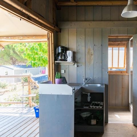 Hébergement 5 personnes - FLOWER LODGE BOIS SUR PILOTIS