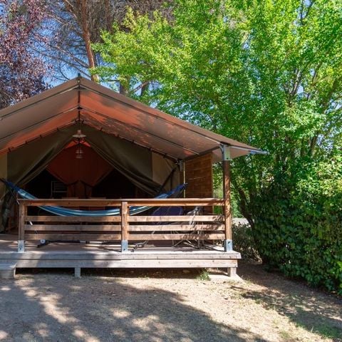 Tent 5 personen - FREE FLOWER zonder sanitair of watervoorziening