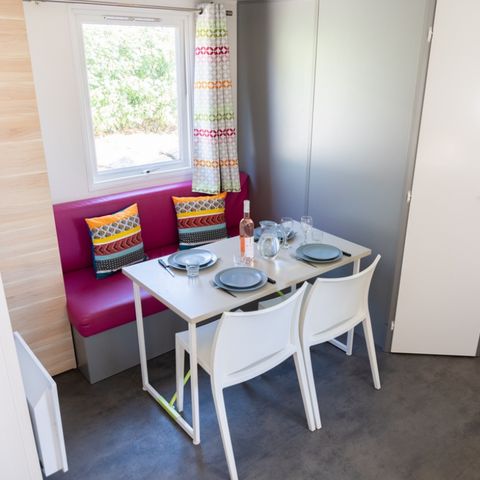 MOBILHOME 4 personnes - Loggia Confort 24 m² 2 chambres + terrasse couverte + TV