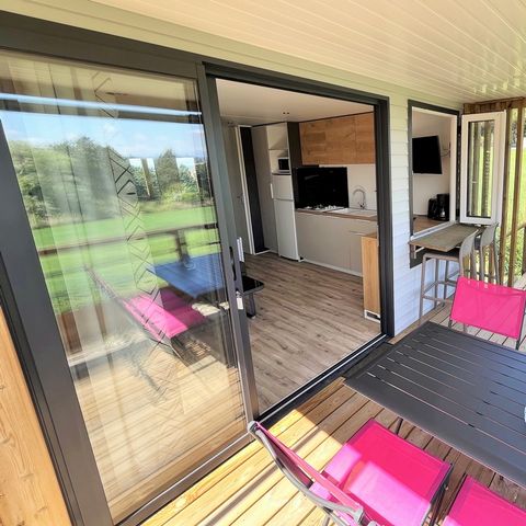 Mobile home 4 persons - Living Confort 27m² 2 bedrooms + integrated covered terrace + air conditioning + TV