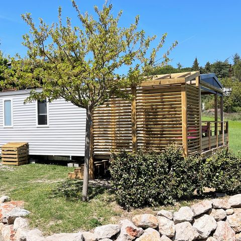 Mobile home 4 persons - Living Confort 27m² 2 bedrooms + integrated covered terrace + air conditioning + TV