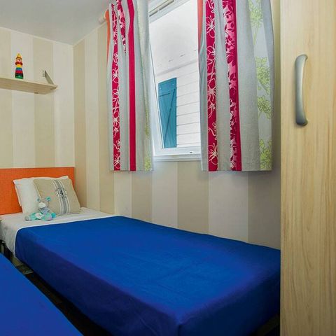 Mobilheim 6 Personen - Classic | 3 Schlafz. | 6 Pers. | Erhöhte Terrasse | Klimaanlage