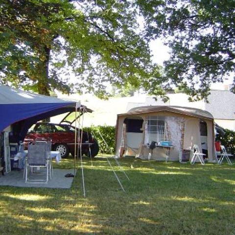 PLOT - Package pitch + 2 adults + 7 years + 1 vehicle + electricity