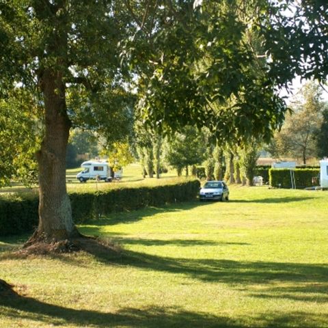 Stellplatz - Wanderer- oder Radfahrerpauschale mit Zelt