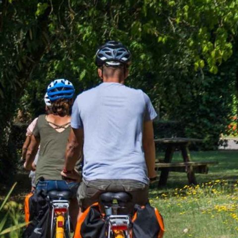 Camping Le Lac des Varennes Camping Le Lac des Varennes - Camping Sarthe - Image N°9