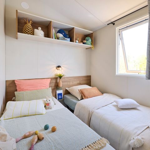 Mobilheim 6 personen - Mobilheim Toskana Premium 33m² - 3 Schlafzimmer + Überdachte Terrasse + KLIMA + TV + Geschirrspülmaschine 6 pers.