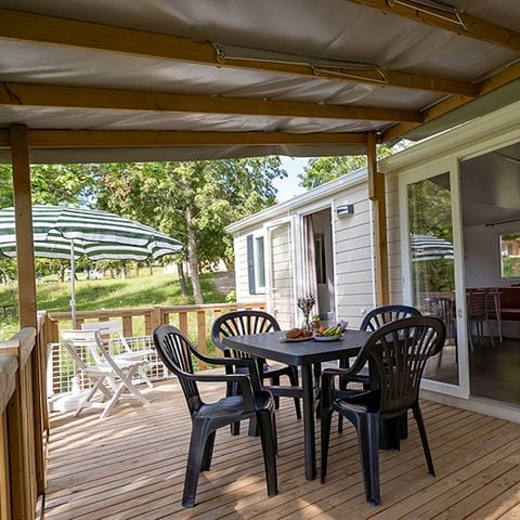 Mobilheim 4 Personen - Komfort 29m² (2 Zimmer) + halbüberdachte Terrasse 6m².