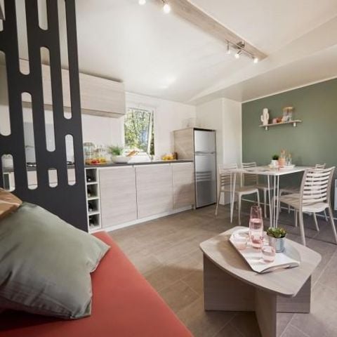 BUNGALOW 4 personnes - Confort 29m² (2 chambres) + terrasse semi-couverte 6m²