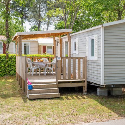 Stacaravan 6 personen - Klassiek | 2 Slaapkamers | 4/6 Pers. | Verhoogd terras | Airconditioning.