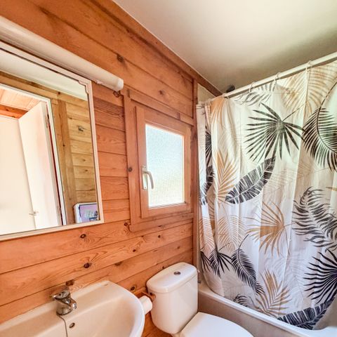 UNUSUAL ACCOMMODATION 4 people - Small house