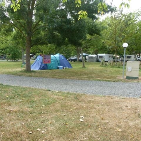 EMPLACEMENT - Emplacement avec véhicule type 4