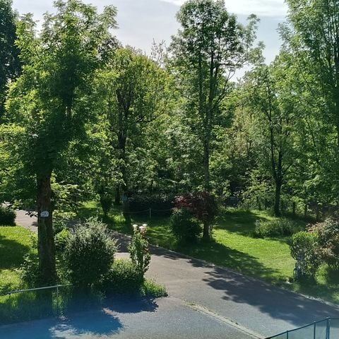 Pitch - Location : Tent + bike