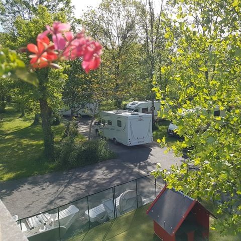 STAANPLAATS - Locatie : Tent + fiets