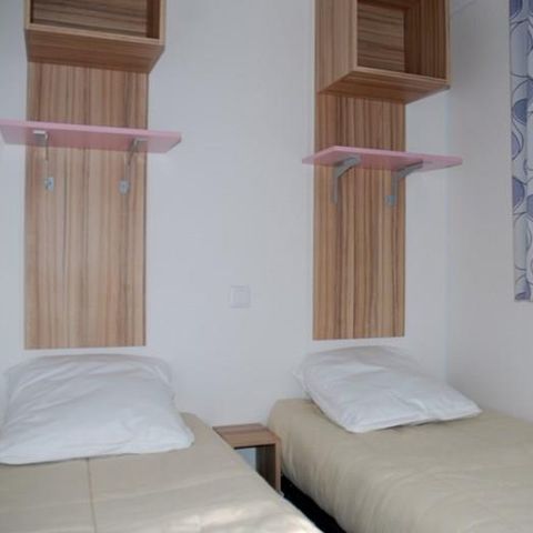 MOBILHOME 4 personnes - Mobil-home MALAGA Confort avec terrasse intégrée 8 m² 4 pers