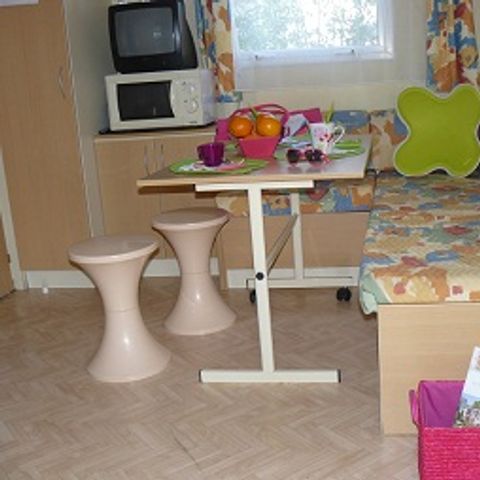 Stacaravan 4 personen - 4 personen - semi-overdekt terras