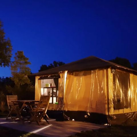 TENTE 4 personnes - BUNGALODGE Sans sanitaires