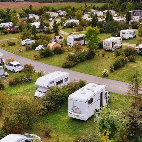 Stellplatz - STANDARD-PAUSCHALE + Fahrzeug + Strom