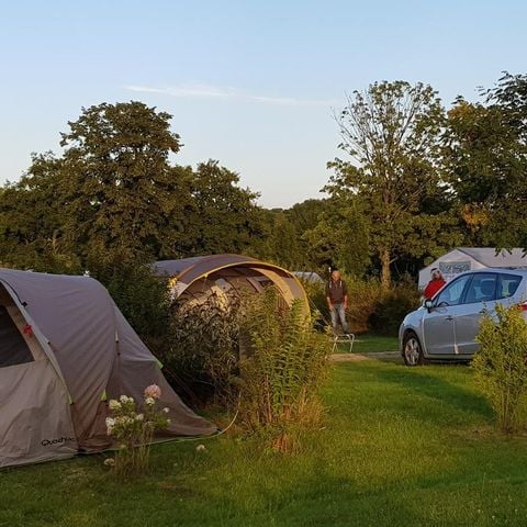 Kampeerplaats - RANDO PAKKET - Kampeerplaats + tent