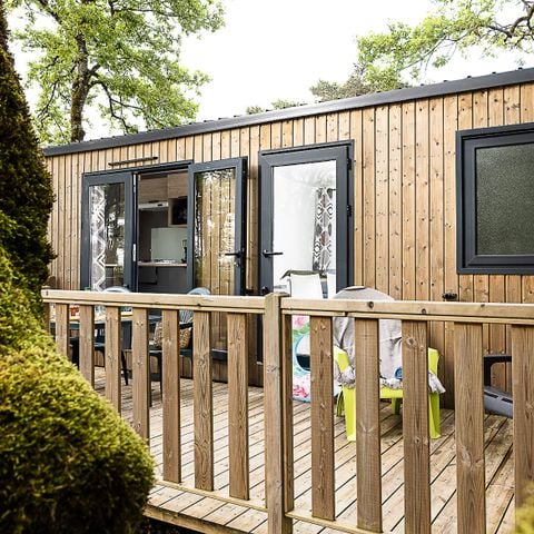 BUNGALOW 4 personnes - Confort Rocamadour - TV - 2 chambres - terrasse couverte