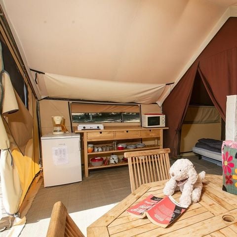 Canvas and wooden tent 5 persons - Lodge tent - no sanitary facilities, no heating - 2 rooms