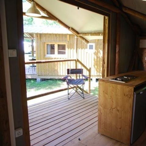 BUNGALOW DE LONA 2 personas - Canadiense sin instalaciones sanitarias