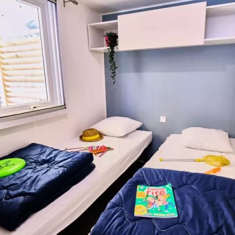 MOBILHOME 6 personnes - Premium 4 Pièces 6 Personnes Climatisé + TV