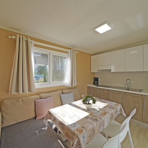 APARTMENT 5 people - LIVING DELUXE