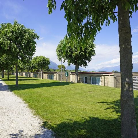 PIAZZOLA - Auto + tenda/roulotte o camper + elettricità 6A