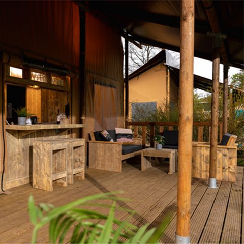 Safarizelt 4 personen - Glamping Lodge PREMIUM 34m² - 2 Schlafzimmer - TV - Klimaanlage - überdachte Terrasse -.
