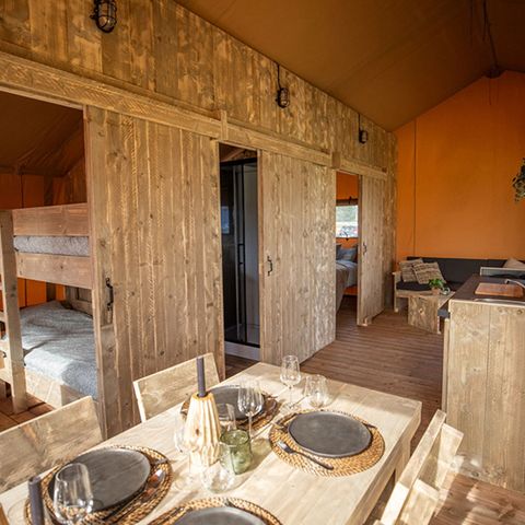 Safarizelt 4 personen - Glamping Lodge PREMIUM 34m² - 2 Schlafzimmer - TV - Klimaanlage - überdachte Terrasse -.