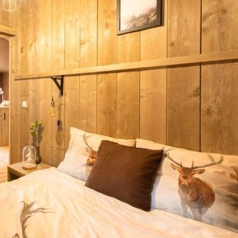 Lodge 6 personen - Glamping Lodge PREMIUM RIVER 38m² - 3 Schlafzimmer - TV - Klimaanlage - überdachte Terrasse - Blick auf den Fluss -.